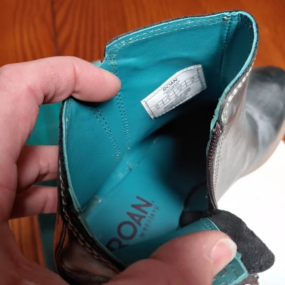 ROAN By Bed Stu, Distressed Black leather bootie, size 10 - Picture 3 of 4